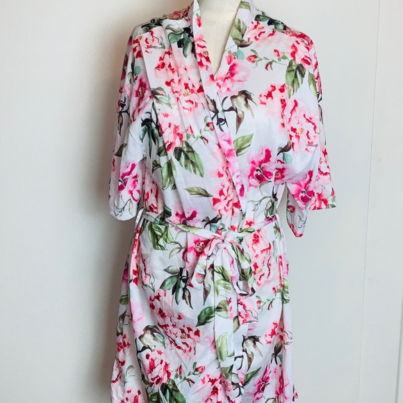 Show Me Your MuMu Floral Lightweight Robe - Picture 4 of 5
